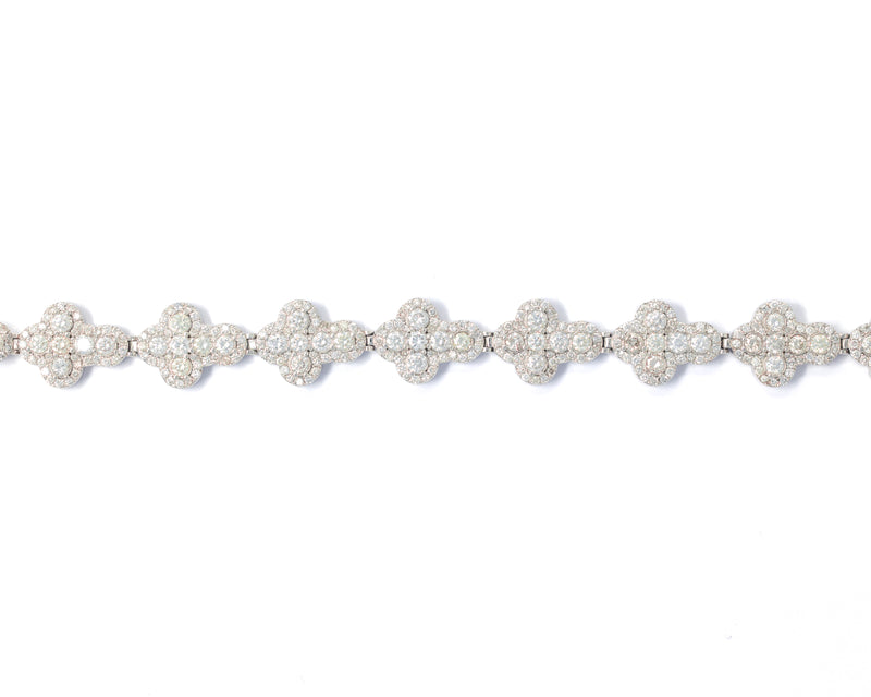 Cross Bracelet With Diamonds And Baguettes