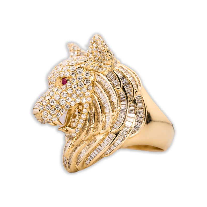 Wolf Ring With Diamonds